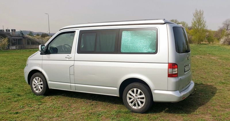 Volkswagen Caravelle cena 49000 przebieg: 366000, rok produkcji 2005 z Gdańsk małe 562